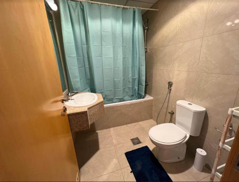 Small Budget Rooms For 'Girls' Only In Dubai, Marina Buitenkant foto